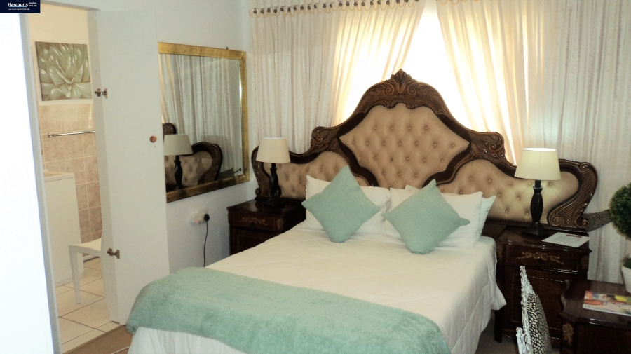 4 Bedroom Property for Sale in Dana Bay Western Cape